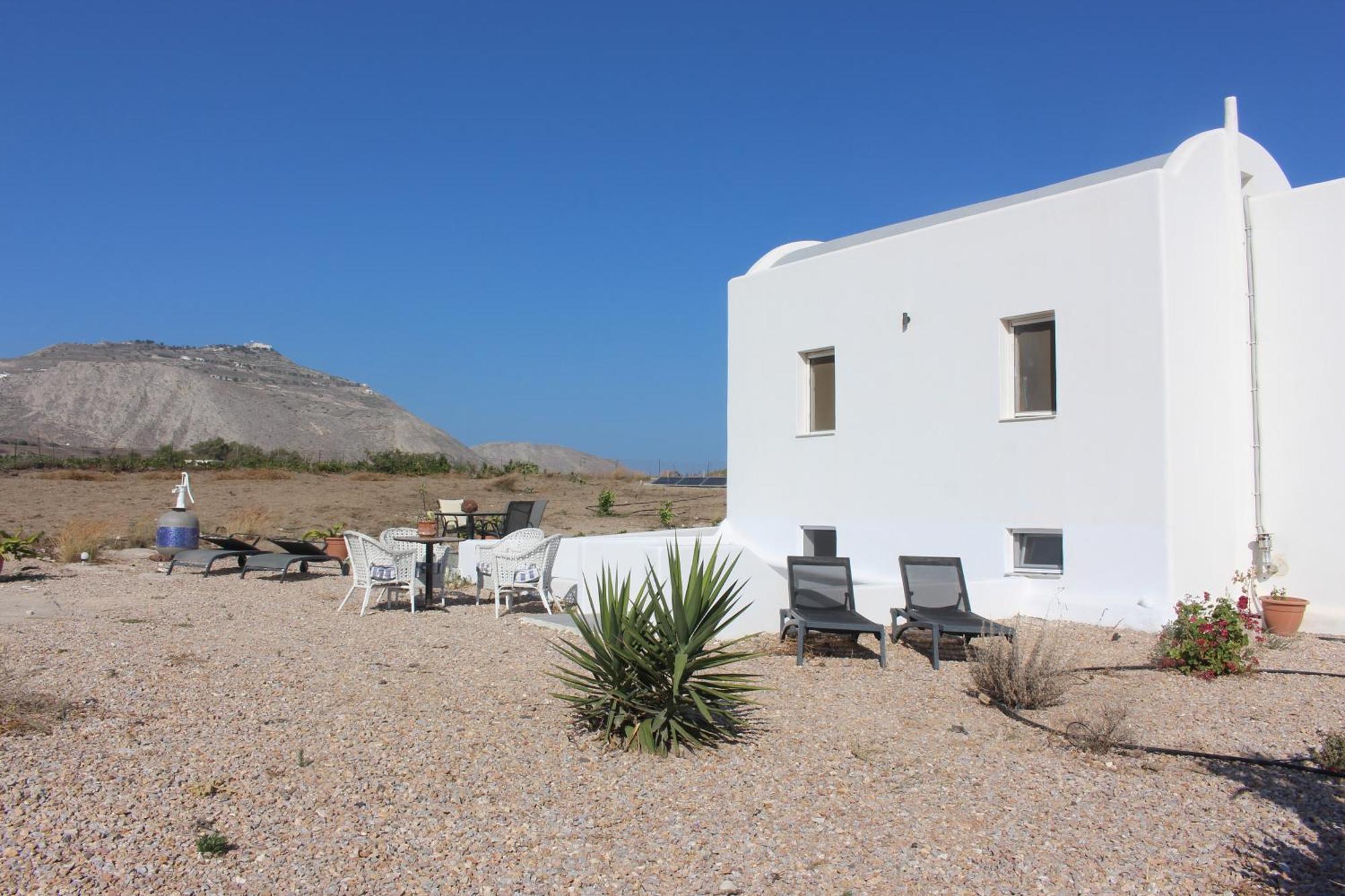 Ab Green Living Santorini Emporio  Exterior photo