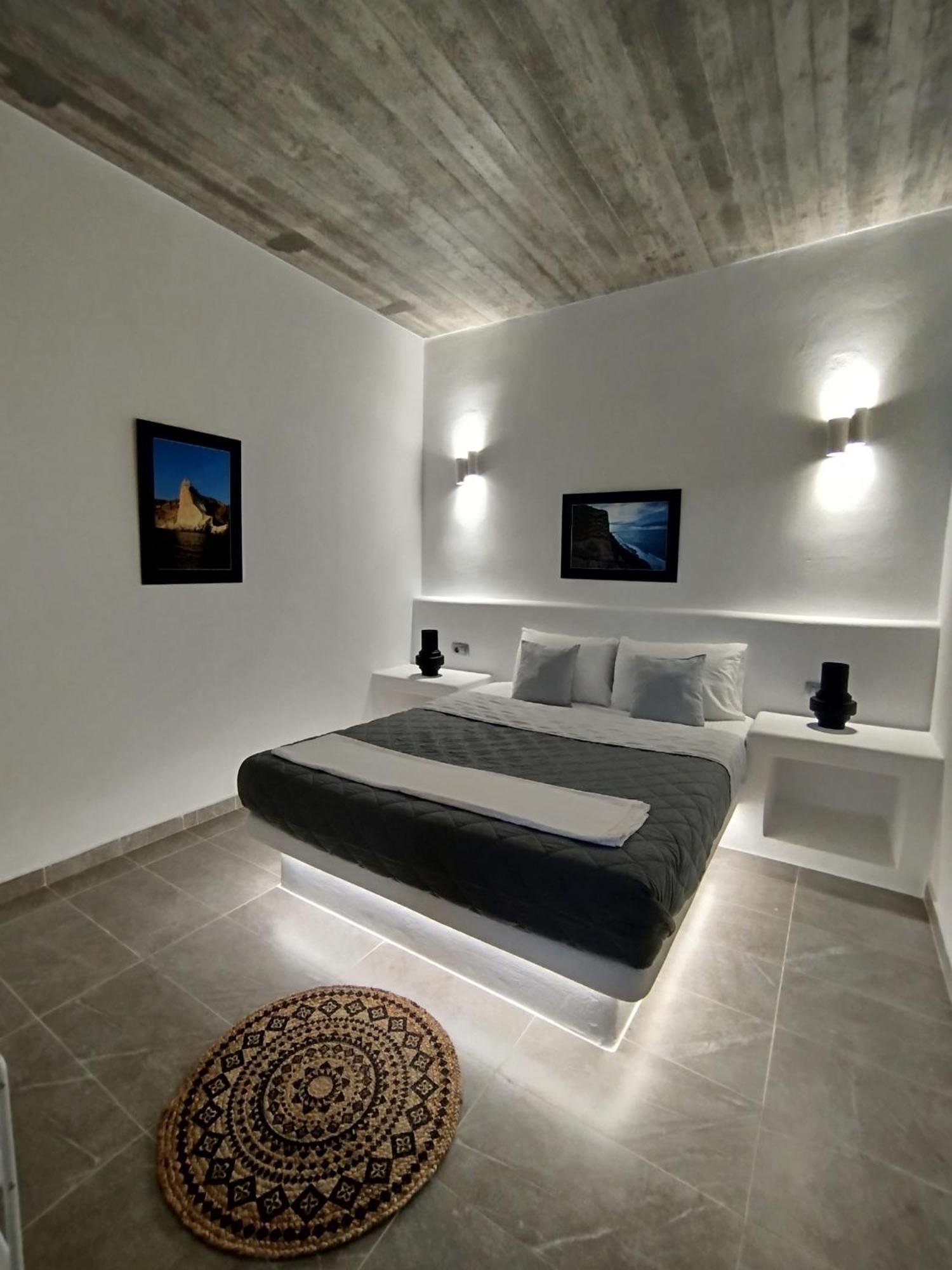 Ab Green Living Santorini Emporio  Exterior photo