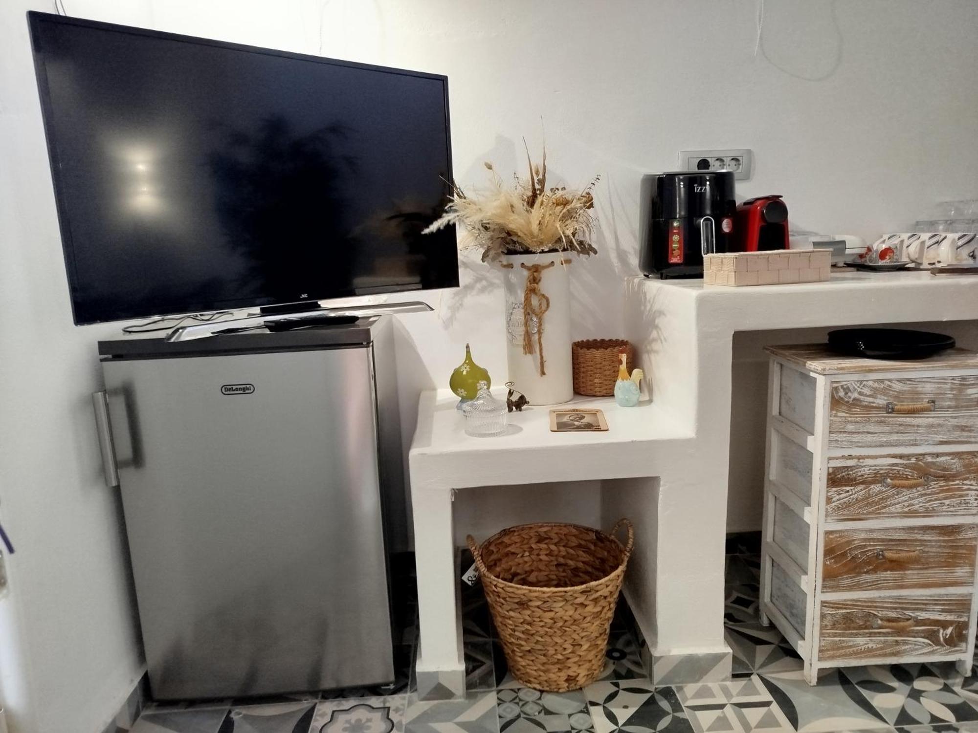 Ab Green Living Santorini Emporio  Exterior photo