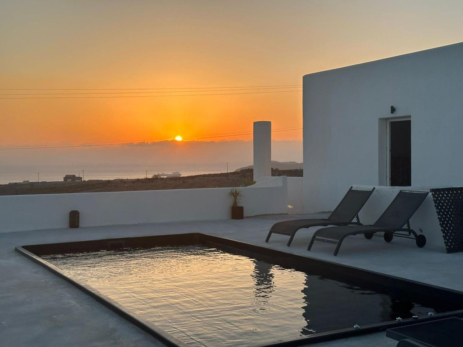 Ab Green Living Santorini Emporio  Exterior photo